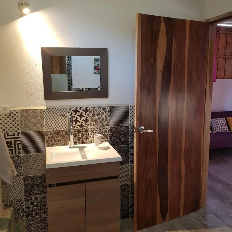 Calalas Lodge Nindirí 外观 照片